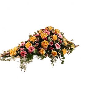 Sweet peach - Kistdekoration - Vackra Begravningsblommor